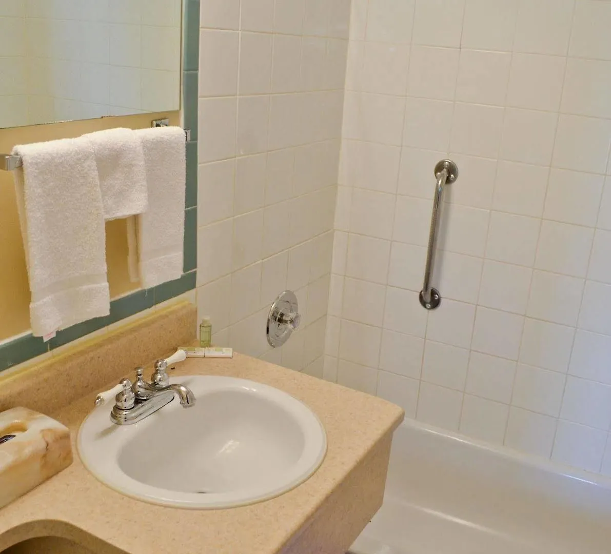 Value Inn Ottawa Canada