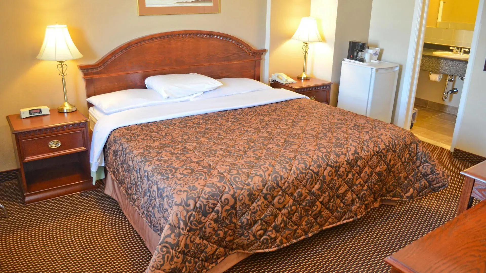 ** Motel Value Inn Ottawa Canada
